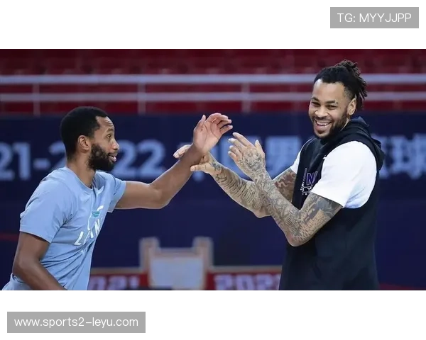 外援与本土球员轮换平衡 五外援政策下本土球员出场保障